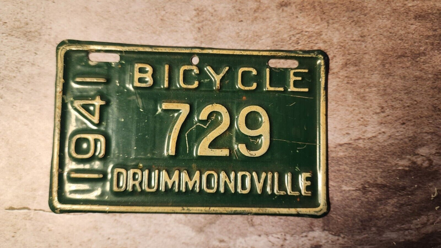 1941 quebec licence plate vintage 1941 drummonville bicycle licenceVintage 1941 Quebec bicycle licence plate featuring the city of Drummondville This very rare piece of bicycle history in Quebec is perfect for collectors and enthusiChas Vintage Shop1941 quebec licence plate vintage 1941 drummonville bicycle licence plate