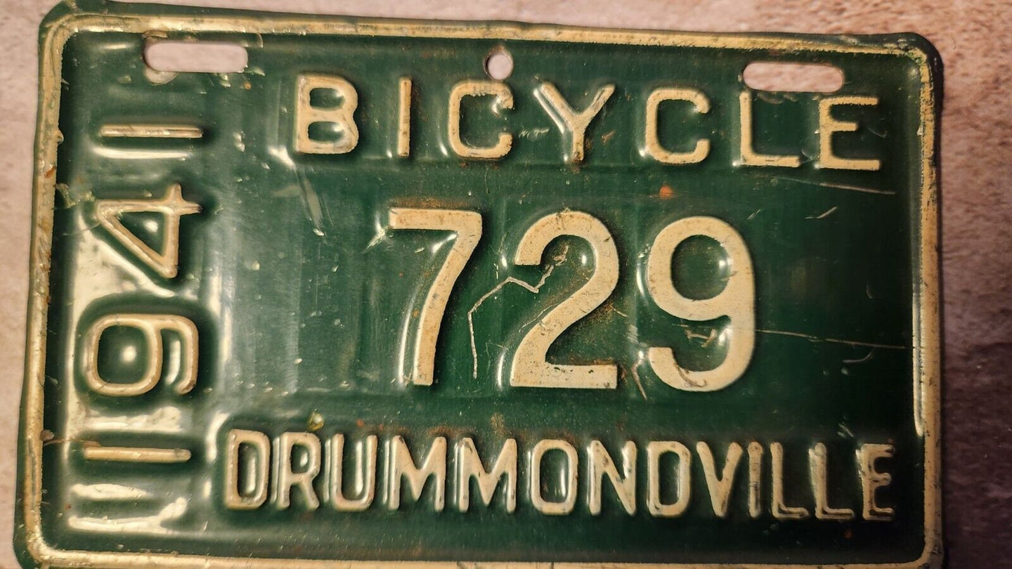 1941 quebec licence plate vintage 1941 drummonville bicycle licenceVintage 1941 Quebec bicycle licence plate featuring the city of Drummondville This very rare piece of bicycle history in Quebec is perfect for collectors and enthusiChas Vintage Shop1941 quebec licence plate vintage 1941 drummonville bicycle licence plate