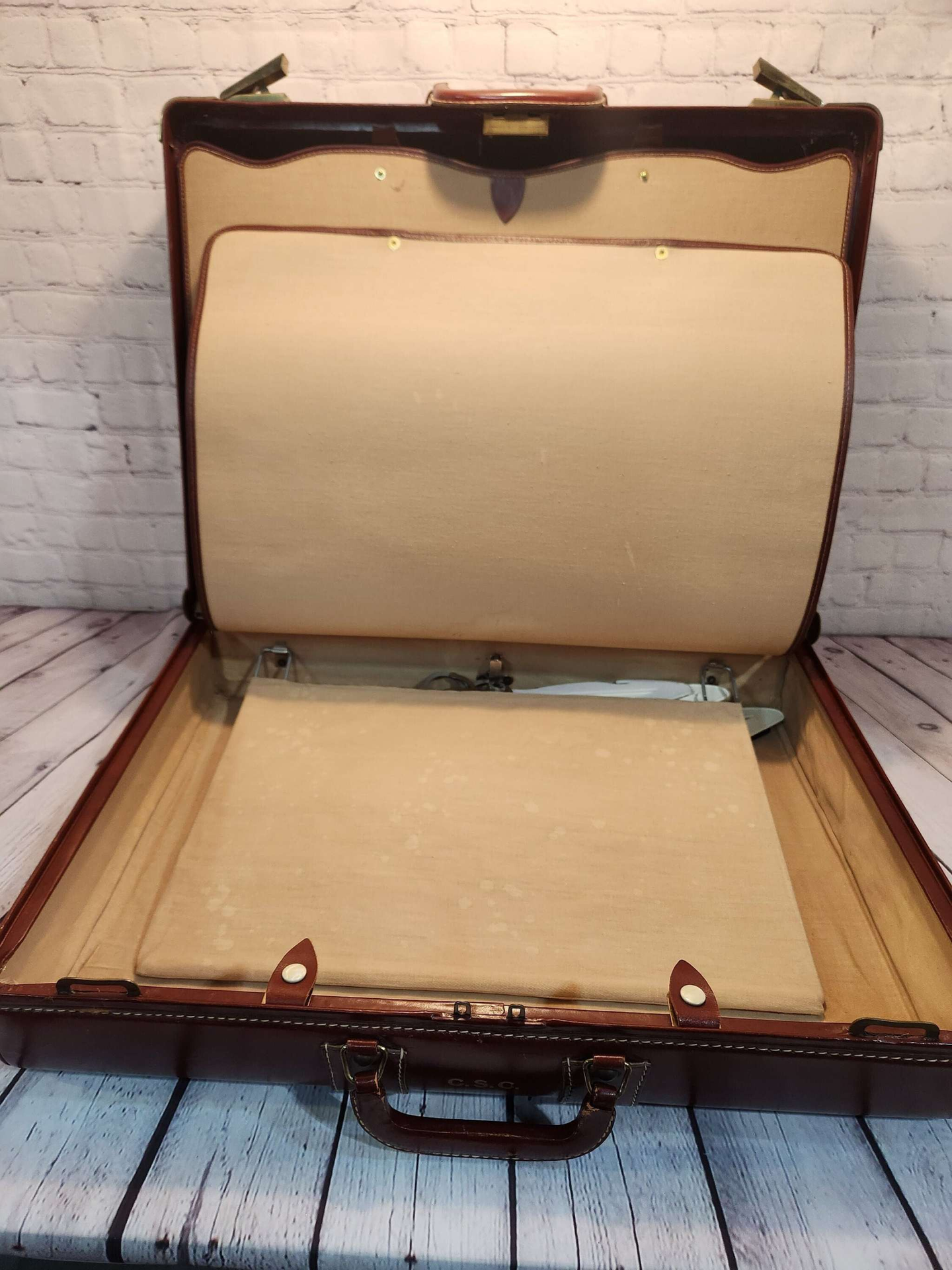 Vintage brown leather suitecase large size vintage suitcase mid centuVintage brown leather suitecase Large size vintage suitcase Mid Centurysuitecase with protective canvas. Canada Cowhide vintage suitcaseThis vintage, heavy-duty, luxChas Vintage ShopVintage brown leather suitecase large size vintage suitcase mid century suitecase