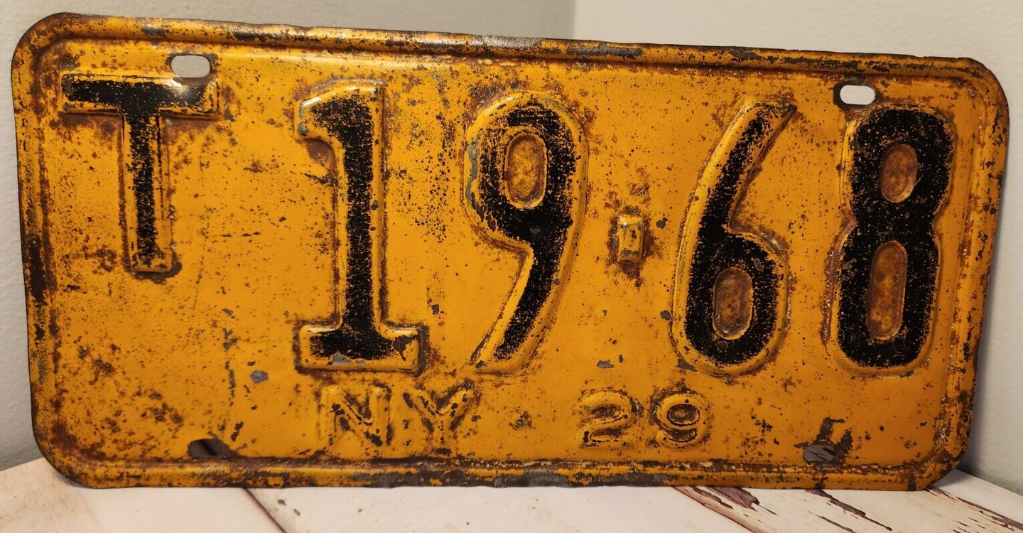 1929 New York licence plates Vintage New York licence plate from 1929 This vintage New York licence plate from 1929 features a low number and is a unique addition to any collection.
Made in the United States, this piece of automobiliaChas Vintage ShopYork licence plates Vintage