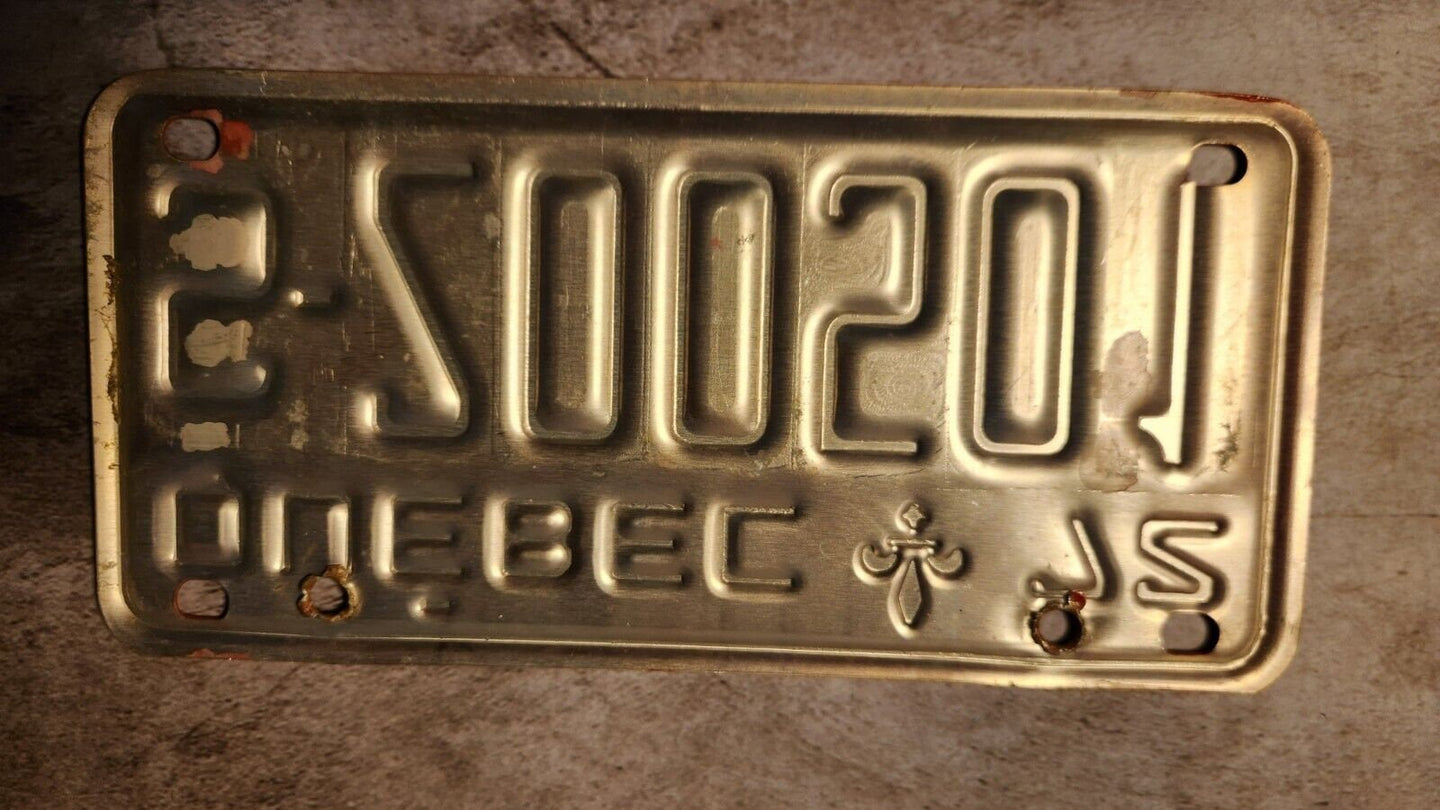 1972 quebec licence plate  1972 quebec snowmobile licence plate vintagVintage 1972 Quebec licence plate, perfect for collectors of automobilia and transportation memorabilia. This snowmobile plate was manufactured in Canada and is a grChas Vintage Shop1972 quebec licence plate 1972 quebec snowmobile licence plate vintage quebec