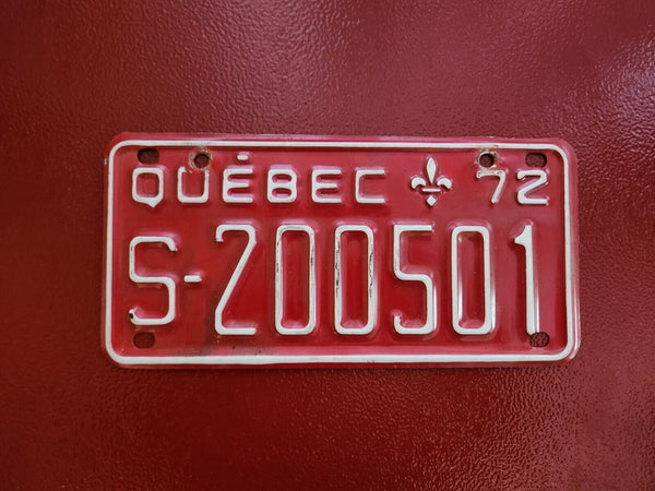 1972 quebec licence plate  1972 quebec snowmobile licence plate vintagVintage 1972 Quebec licence plate, perfect for collectors of automobilia and transportation memorabilia. This snowmobile plate was manufactured in Canada and is a grChas Vintage Shop1972 quebec licence plate 1972 quebec snowmobile licence plate vintage quebec