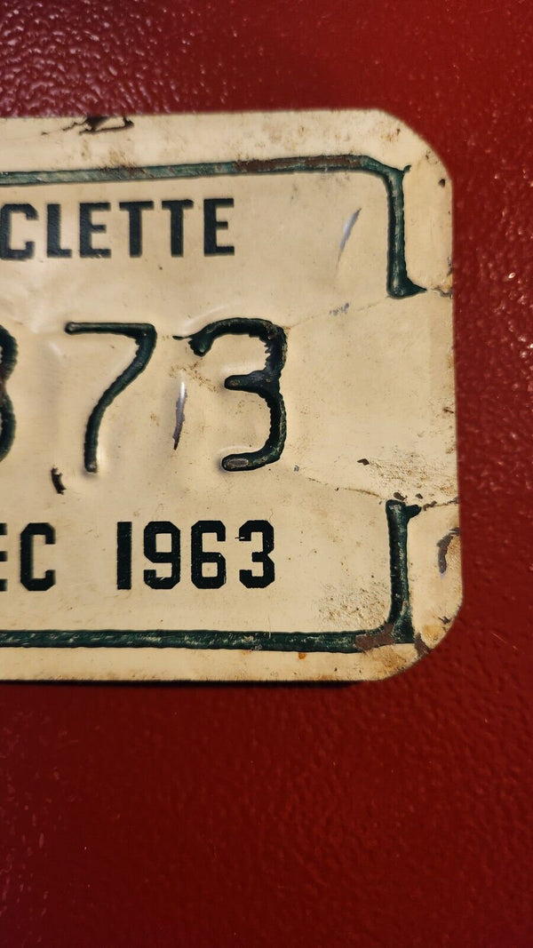 1963 quebec licence plate  vintage 1963 quebec city bicycle  licence pVintage 1963 Quebec bicycle licence plate featuring the city of Québec This very rare piece of bicycle history in Quebec is perfect for collectors and enthusiasts alChas Vintage Shop1963 quebec licence plate vintage 1963 quebec city bicycle licence plate