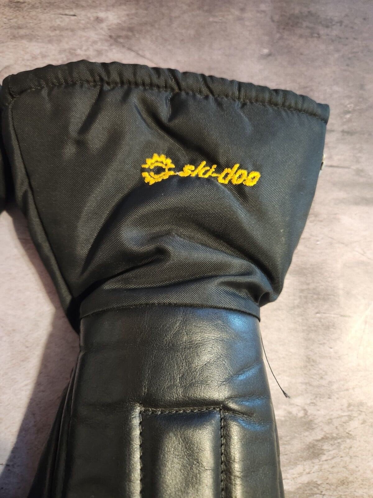 Vintage bombardier skidoo leather mittens 1970’s insulated  smallThese Vintage Skidoo leather Mittens from the 1970’s are great survivor collectable ski doo clothing / accessoriesStay warm on your next snowy adventure on your vinaChas Vintage ShopVintage bombardier skidoo leather mittens 1970’