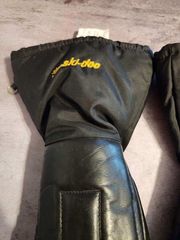 Vintage bombardier skidoo leather mittens 1970’s insulated  smallThese Vintage Skidoo leather Mittens from the 1970’s are great survivor collectable ski doo clothing / accessoriesStay warm on your next snowy adventure on your vinaChas Vintage ShopVintage bombardier skidoo leather mittens 1970’