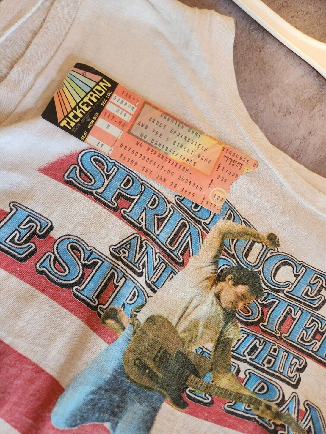 Bruce springsteen t shirt + show ticket from the  born in the usa 84-8BORN IN THE USA TOUR Memorabilia T-shirt AND concert ticket !Bruce Springsteen T shirt and ticket from the Born in he the USA 84-85 tour I bought this new at Bruce sChas Vintage Shopshirt + show ticket