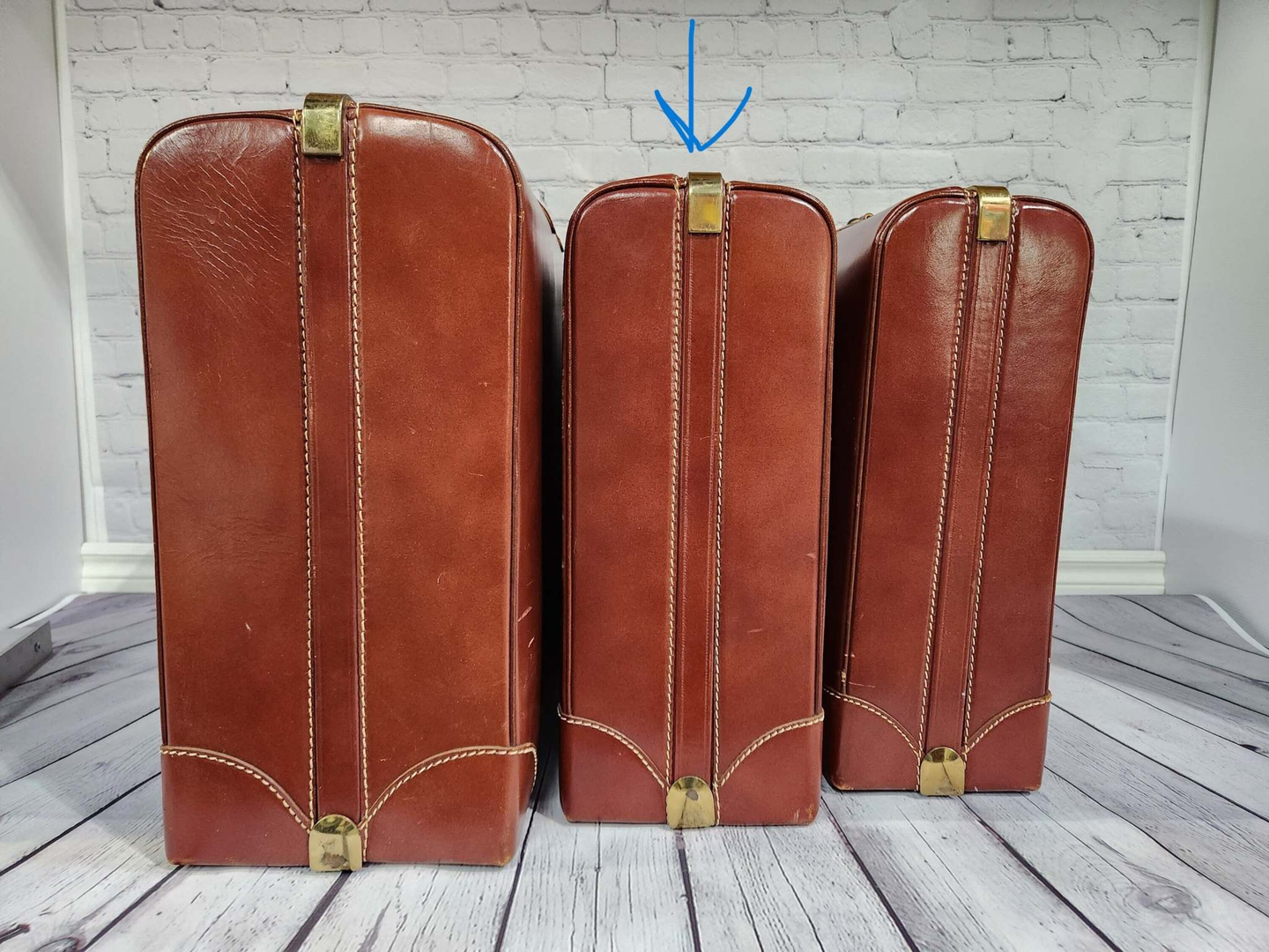 Vintage brown leather suitecase medium size vintage suitcase  mid centVintage brown leather suitecase Medium size vintage suitcase Mid Centurysuitecase with protective canvas. Canada top grain cowhide vintage suitcaseThis vintage, heavChas Vintage ShopVintage brown leather suitecase medium size vintage suitcase mid century suitecase