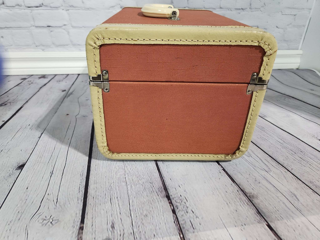 Mid century cheney england  pink salmon women toiletry suitecase with Vintage pink salmon women toiletry travel hard shell suitecase Mid Centurysuitecase Travel Luggage Case Makeup Toiletry Bag BoxThis Cheney travel make up woman bag wChas Vintage Shop2 keys mid century suitecase travel luggage toiletry bag