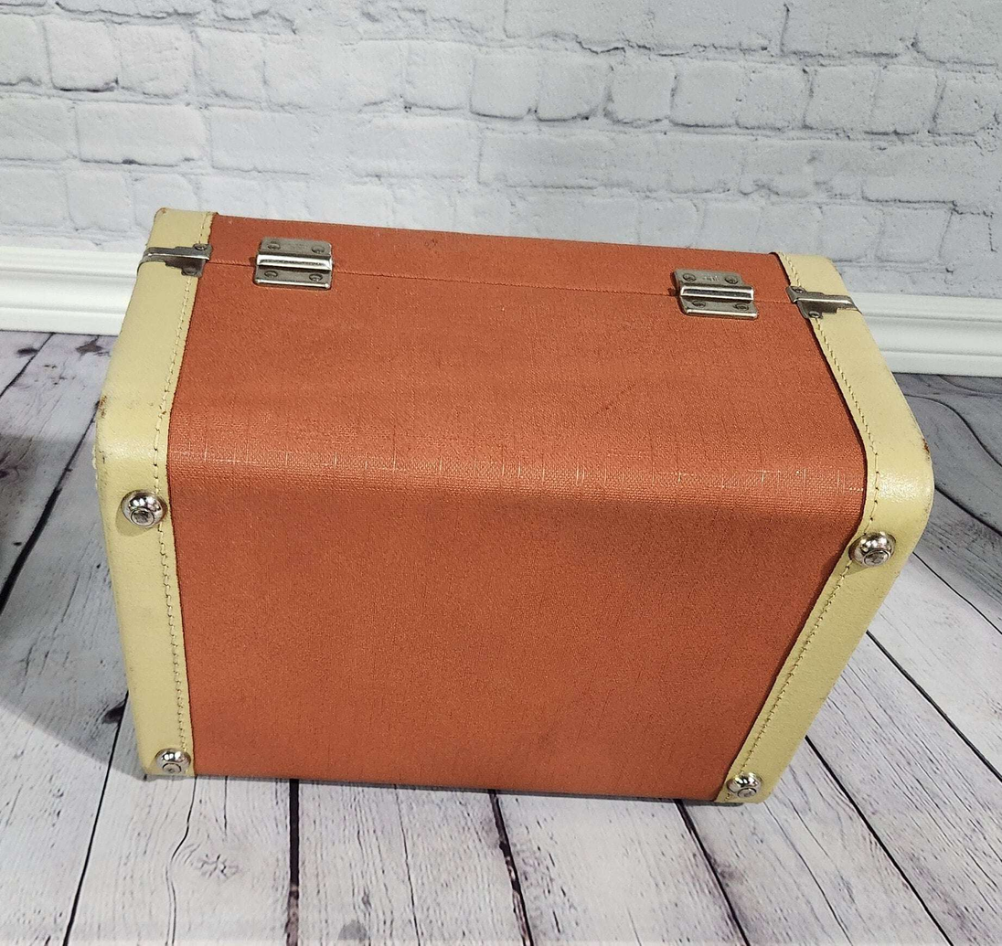 Mid century cheney england  pink salmon women toiletry suitecase with Vintage pink salmon women toiletry travel hard shell suitecase Mid Centurysuitecase Travel Luggage Case Makeup Toiletry Bag BoxThis Cheney travel make up woman bag wChas Vintage Shop2 keys mid century suitecase travel luggage toiletry bag