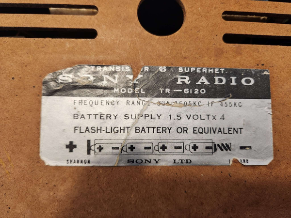 Sony portable vintage radio sony tr 6120 model rare blueSony portable vintage radio .Battery operated (4D cell batteries)Was made in Ireland in early 60'sNO major issue good condition but sold as is. Was not tested.PricedChas Vintage ShopSony portable vintage radio sony tr 6120 model rare blue
