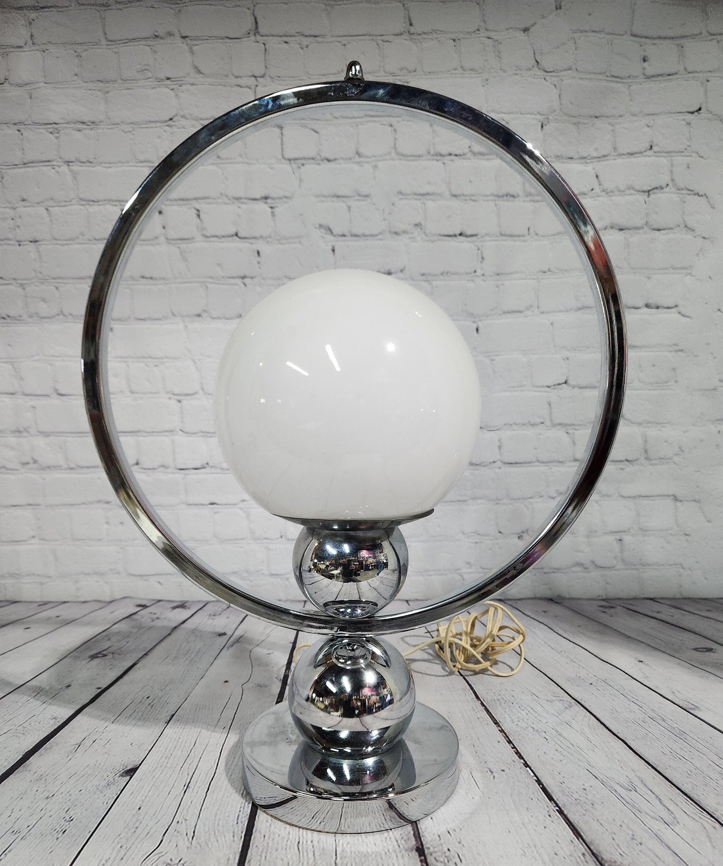 Mid century modern chrome lamp - chrome table lamp 60's 70's  white baMid century Modern chrome lamp - Chrome TABLE LAMP Vintage 60's 70's White ballglobe - Spage age chrome lamp - Spage age VTG Silver ball lampThis lamp is working andChas Vintage Shopwhite ball globe - spage age chrome lamp - spage age vtg silver ball lamp