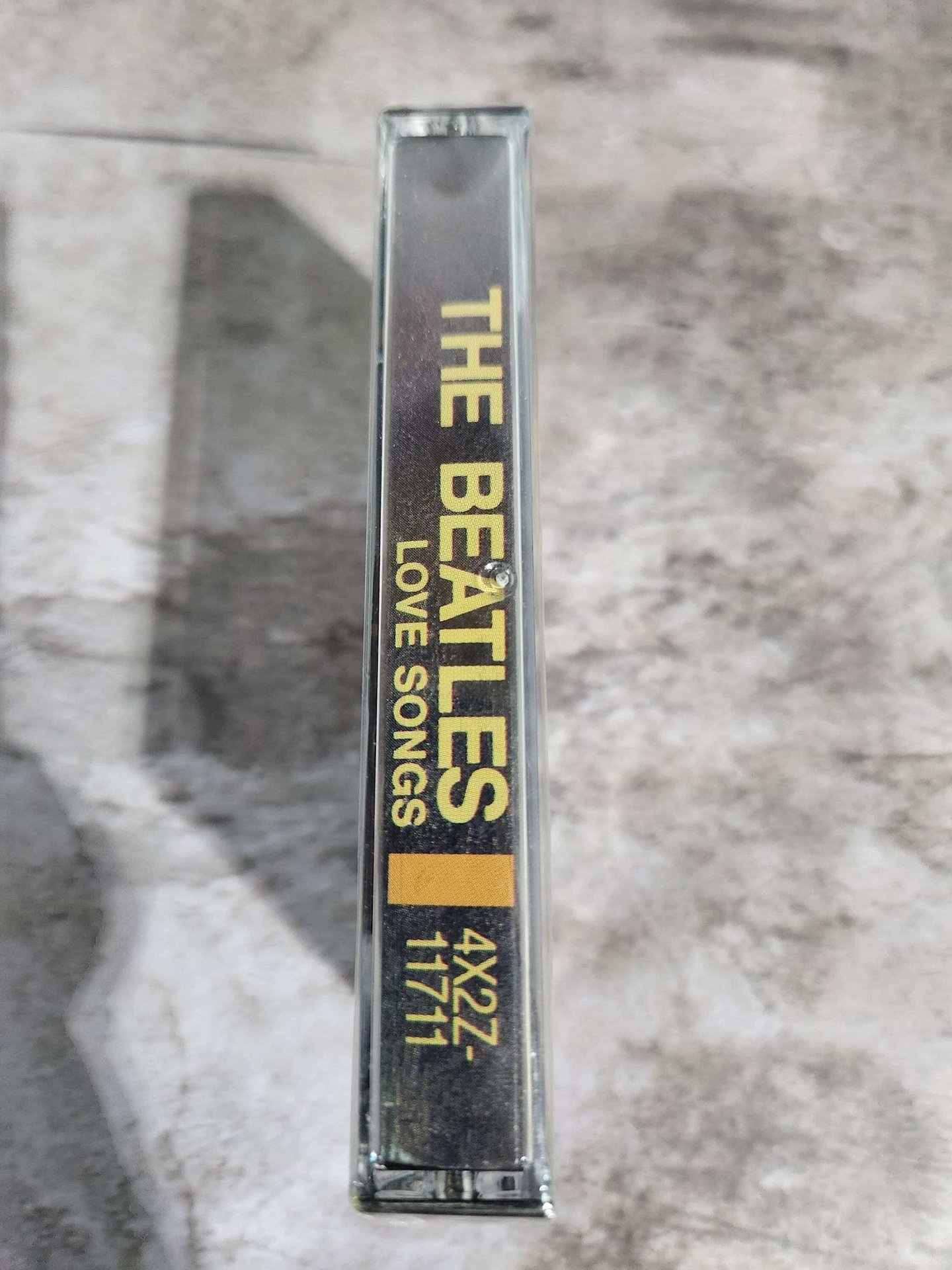 New sealed the beatles love songs   tape cassette fab four love songsRare Treat for Beatles Lover and collector !The Beatles Love Songs new and sealed cassette !
Compilation of some Beatles greatest love songs !Track list
Yesterday 2:Chas Vintage Shopbeatles love songs tape cassette fab