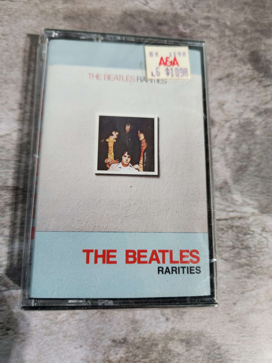 New and sealed the beatles rareties  tape  cassette fab four sealed taRare Treat for Beatles Lover and collector !The Beatles Rareties new and sealed cassette !
Compilation of some Beatles greatest and rarely played songs !Pressed in CChas Vintage Shopbeatles rareties tape cassette fab