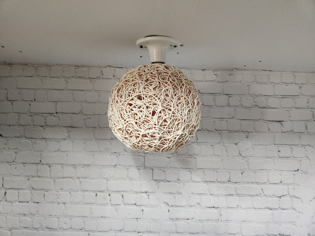 Screw on white dense spaghetti lamp - round orb. mid century screw on Cool White and pinkish lamp or screw on lamp shadeThis lamps shade is a screw on type of lamp. No wiring needed just screw in anystandard socket or into a lamp anditChas Vintage Shopwhite dense spaghetti lamp - round orb