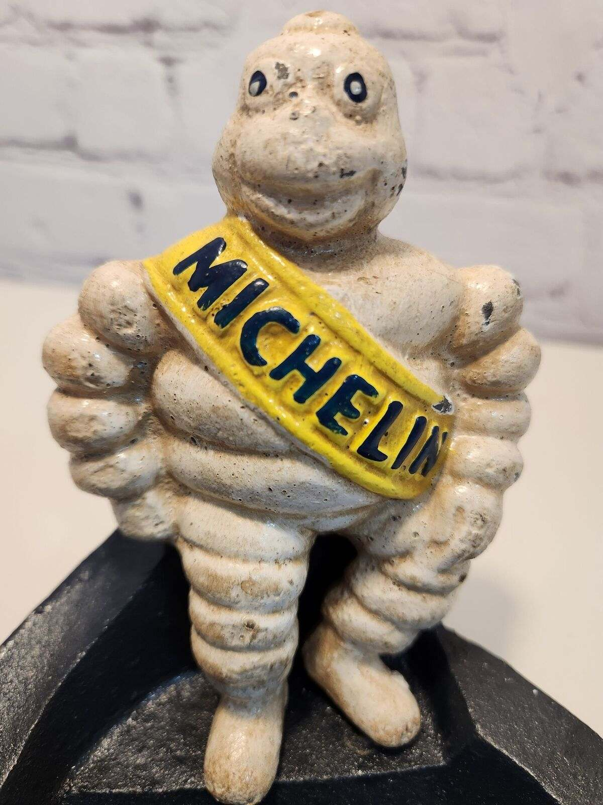 Michelin man vintage cast iron astray  bibendum cast iron vintage antiThis vintage cast iron ashtray features the iconic Michelin Mancharacter,BibendumThe heavy ashtray is a unique piece of advertising memorabilia that would make agreaChas Vintage ShopMichelin man vintage cast iron astray bibendum cast iron vintage antique