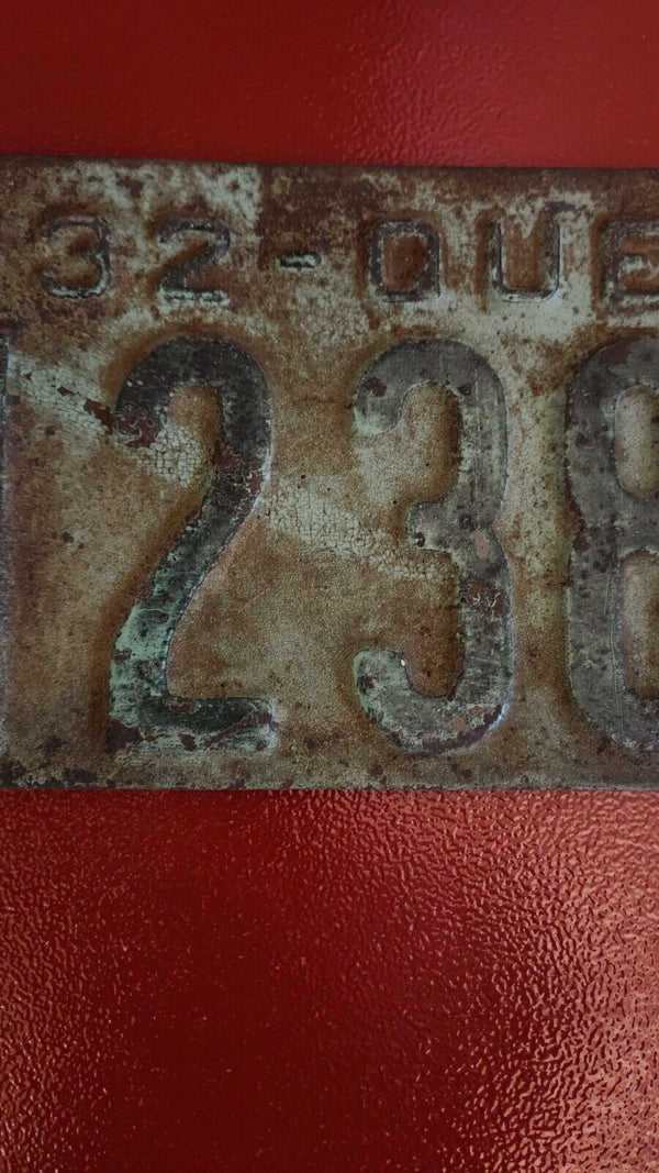 1932 Quebec licence plates Vintage Quebec licence plate. longer 6 numb
Vintage collectors' item: 1932 Quebec licence plates. This is a 6 digit longer plate
These authentic plates are a piece of Canadian history, perfect for any collecChas Vintage Shop1932 Quebec licence plates Vintage Quebec licence plate